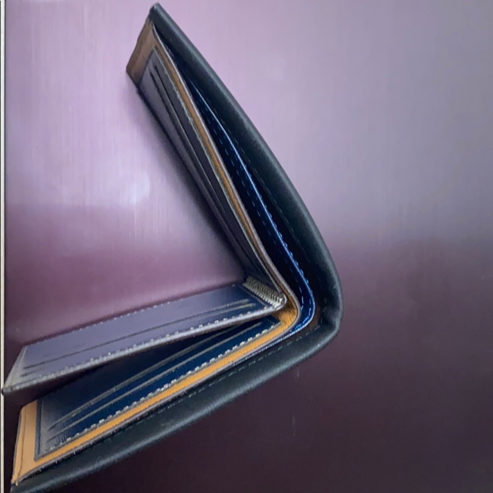 Wallet - Picture 5 of 5